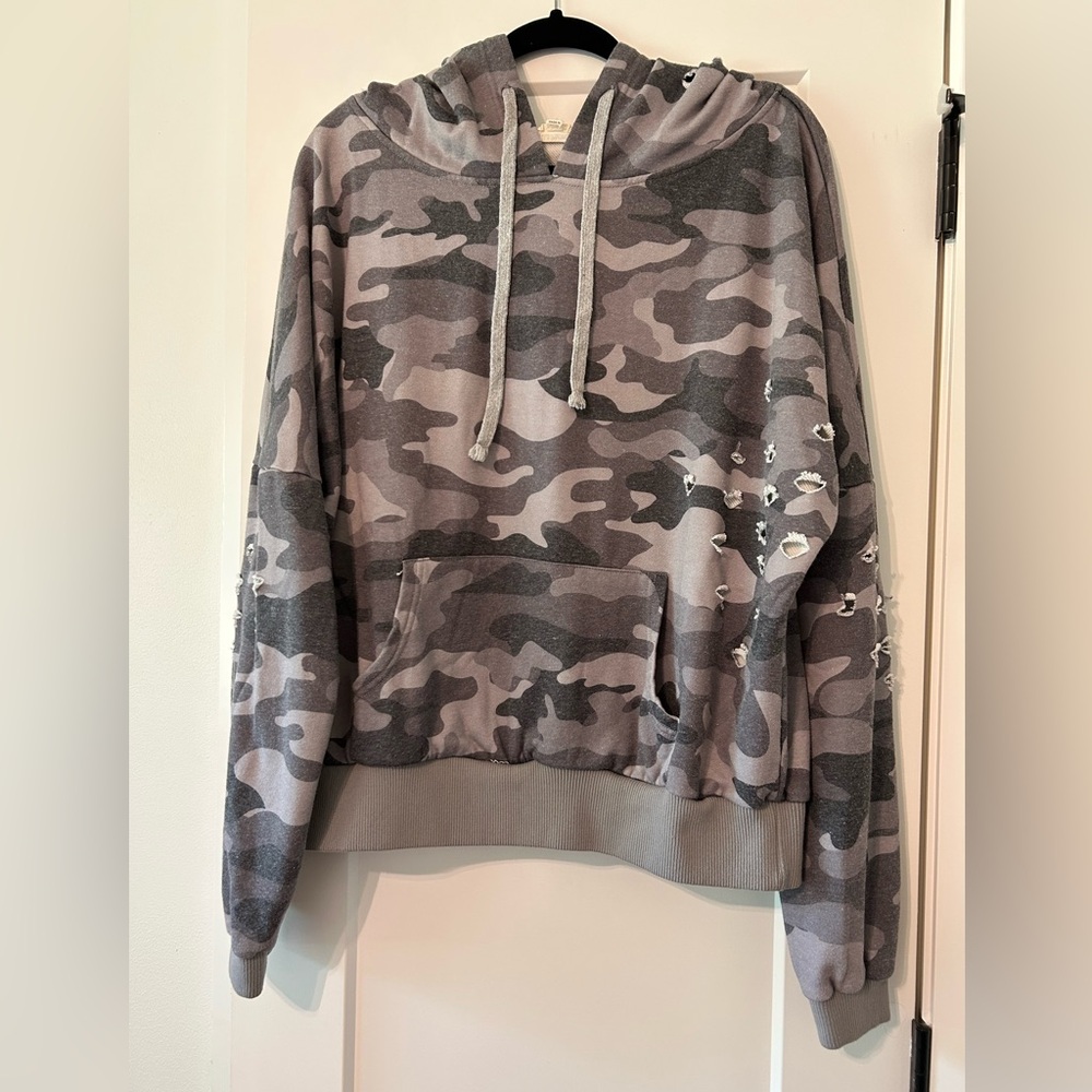 Lala Factory Camouflage Distressed Hoodie
